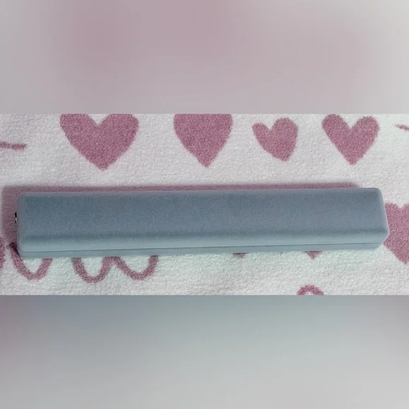 Genuine Tiffany & Co. Silver Elsa Peretti Bean Pendant Necklace - Picture 4 of 4